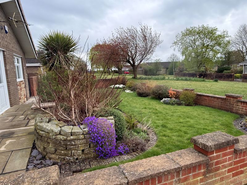 Photo 16- click for photo gallery